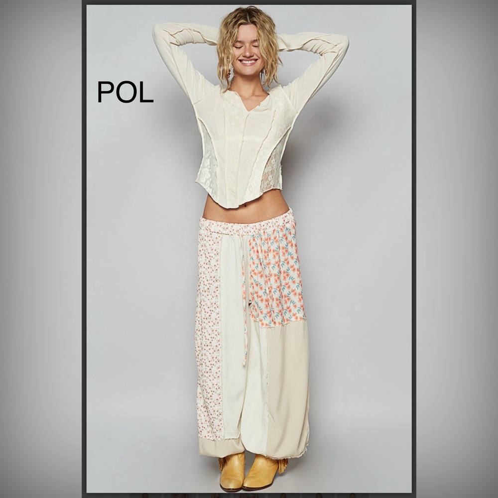 BPB217-9💕🤍POL pretty cream+pink jogger bottoms w/floral hues! So fun+ versatile